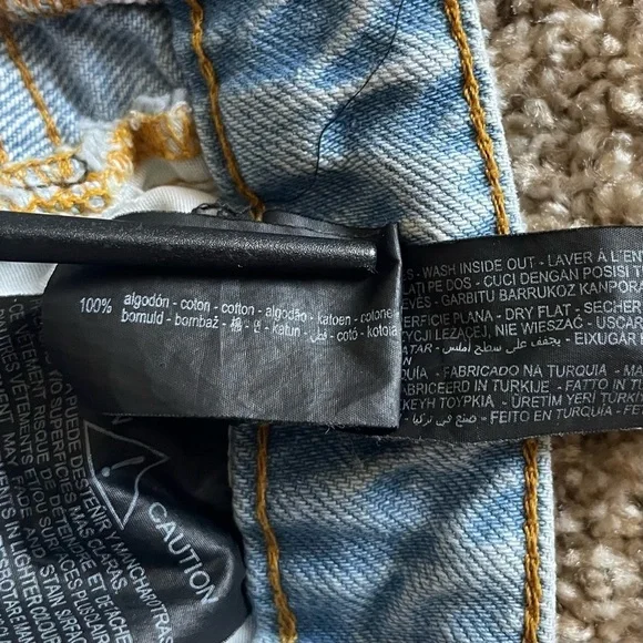 ZARA The High Waist Jean Micro Mini Shorts Womens 2 Light Wash Distressed Cutoff - Picture 16 of 16